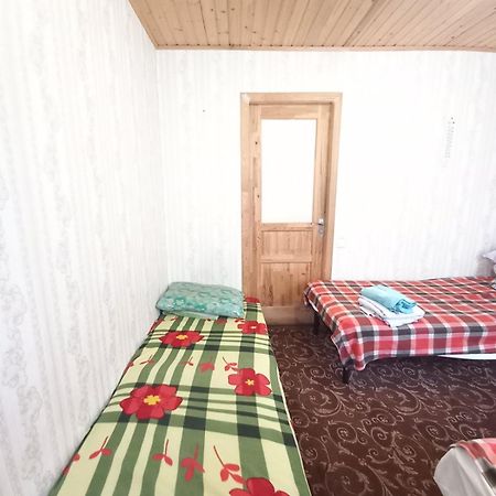 Частный Дом, Р-Н 3 Городской Больницы 체르카시 외부 사진