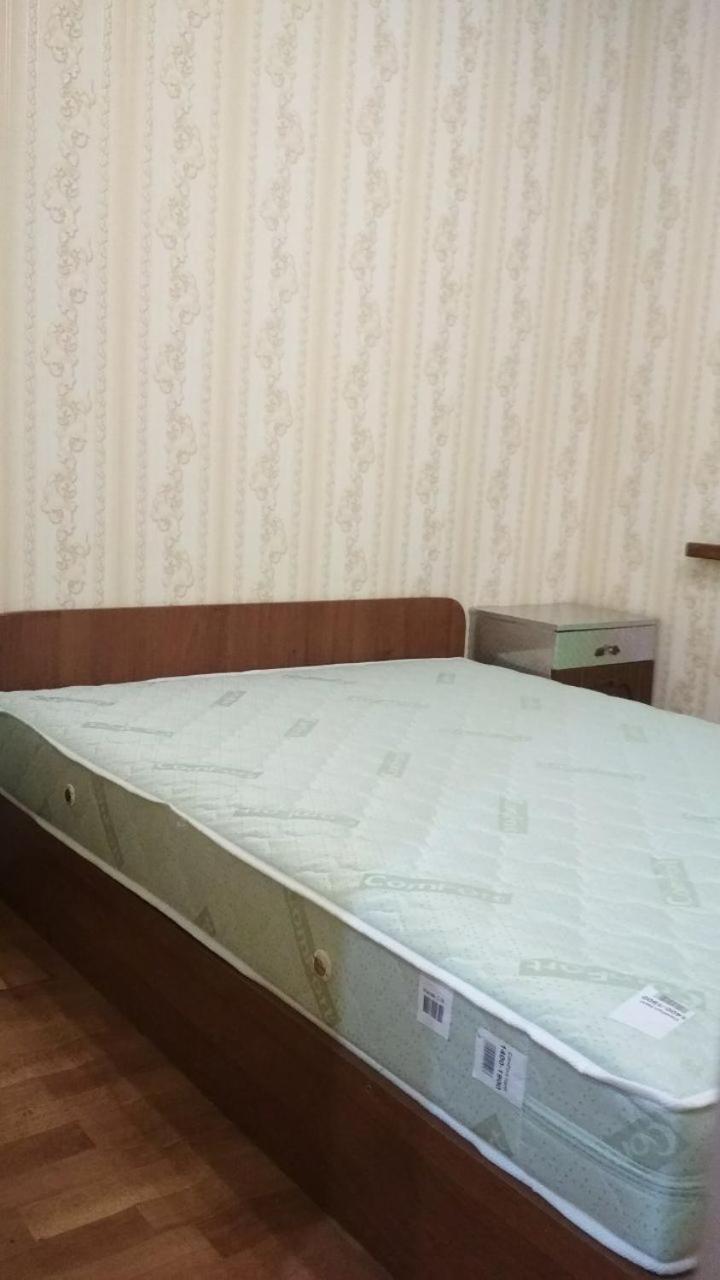 Частный Дом, Р-Н 3 Городской Больницы 체르카시 외부 사진