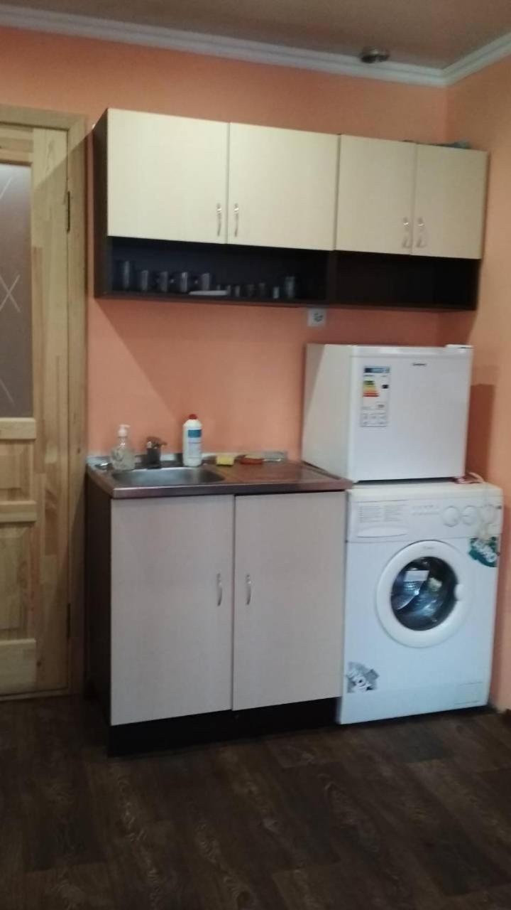 Частный Дом, Р-Н 3 Городской Больницы 체르카시 외부 사진